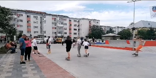 Clip video WhatsApp 2024 06 01 la 09 10 57 f6dba778 mp4 thumbnail png