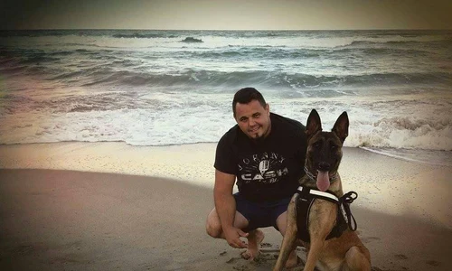 Ovidiu Anton este crescător de câini și are grijă de peste 20 de patrupezi jpeg