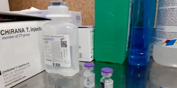 vaccin covid 19 administrat la Deva foto ADEVARUL Daniel Guta