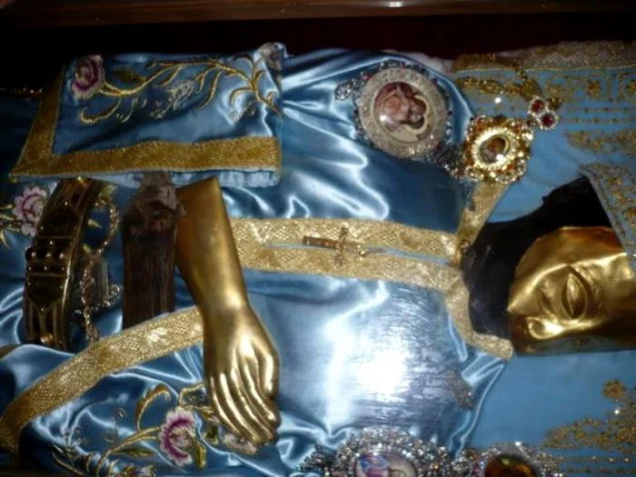 Moastele Sf.Ioan Rusul