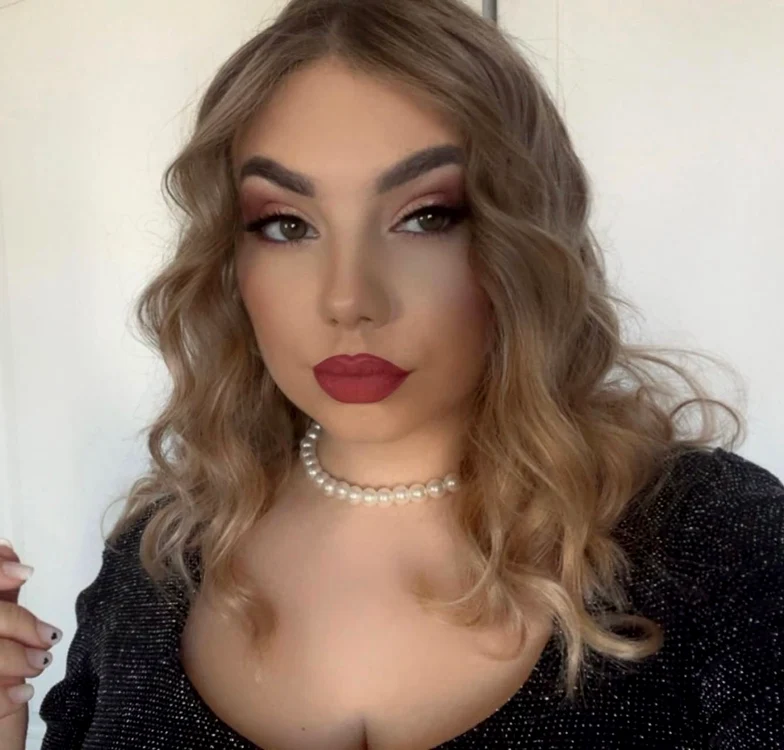 Roxana, 26 de ani 