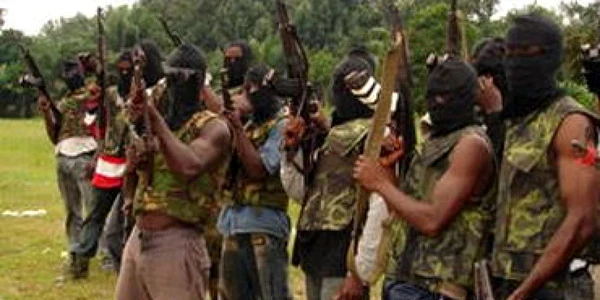 Nigeria: Atac al militanţilor islamişti soldat cu 42 de morţi