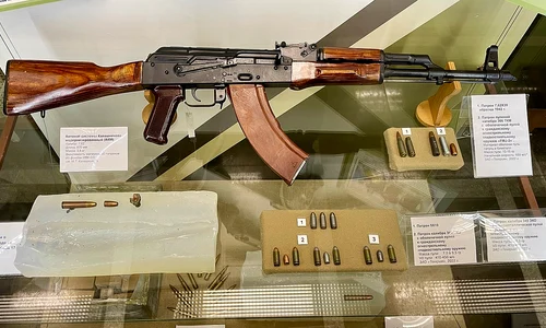 Muzeul Kalașnikov din Ijevsk (© Vyacheslav Bukharov / Wikimedia Commons)