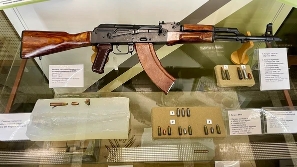 Muzeul Kalașnikov din Ijevsk (© Vyacheslav Bukharov / Wikimedia Commons)