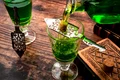 absint bautura alcool shutter descopera 1 scaled jpg