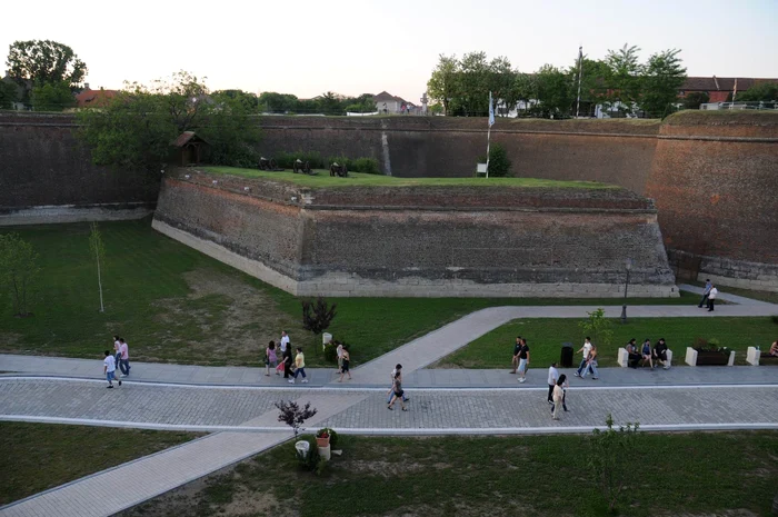 Ce este Teatrul Labirint jpeg