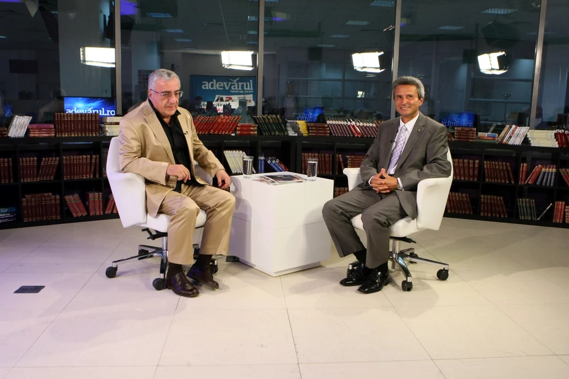 Ion Jinga, Ambasadorul român la Londra