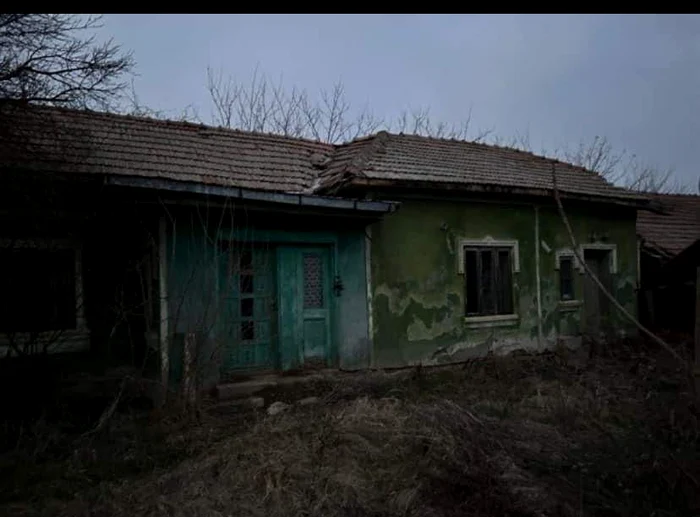 Proprietarul vinde casa cu 250.000 de euro, pentru că aici ar exista o comoară / Foto: Publi24.ro