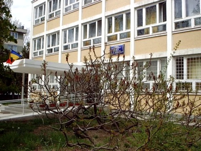 Şcoala Mihai Eminescu Brăila