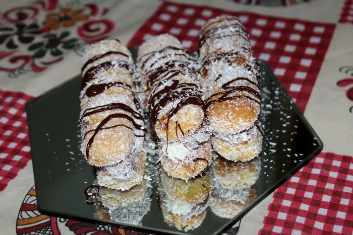 Prăjitură din pişcoturi şi crema mascarpone