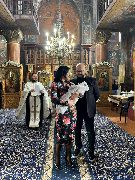 Mihai Budeanu și soția sa, nași de botez. Foto: Facebook