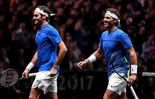 Rafael Nadal si Roger Federer (2) jpg