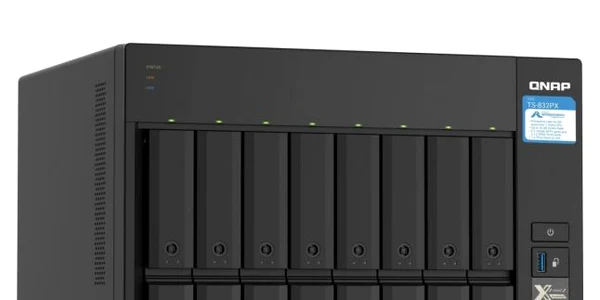 NAS QNAP TS-832PX