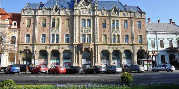 Hotelul Dacia din Satu Mare, un simbol sub semnul întrebării 