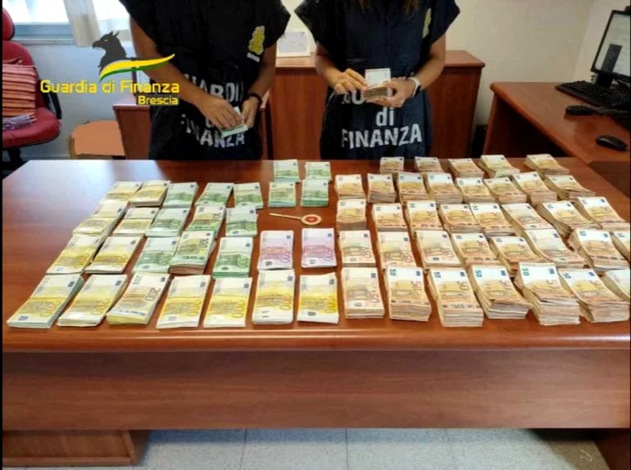 FOTO: Poliţia fiscală din Brescia