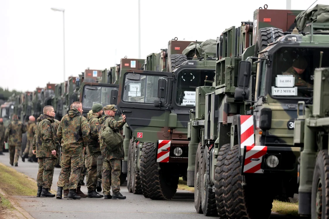 Convoi militar NATO. FOTO Arhivă