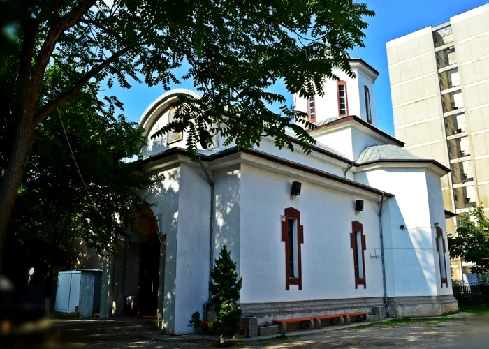 Biserica „Pogorârea Sfântului Duh”