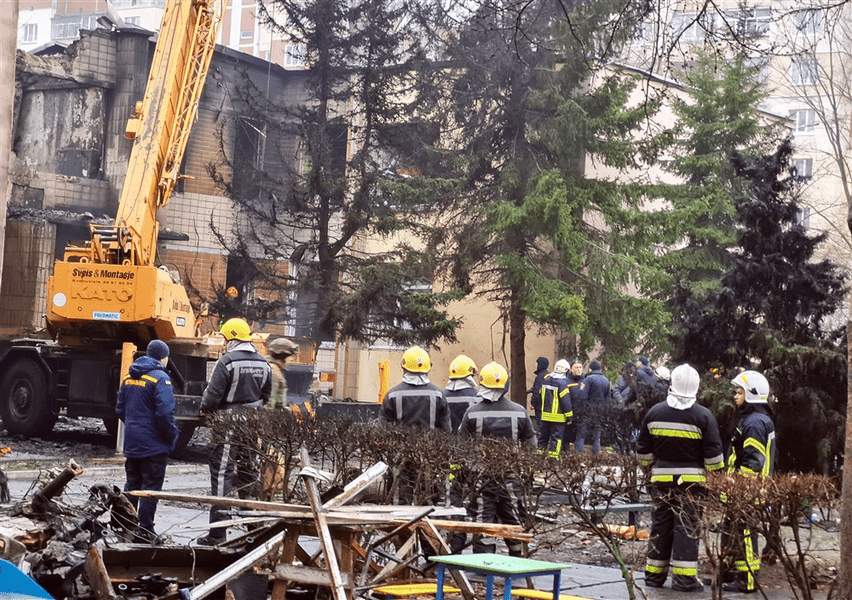 Ipotezele luate în calcul pentru tragedia aeriană de lângă Kiev. Cine erau cei șase oficiali ucraineni morți în accident