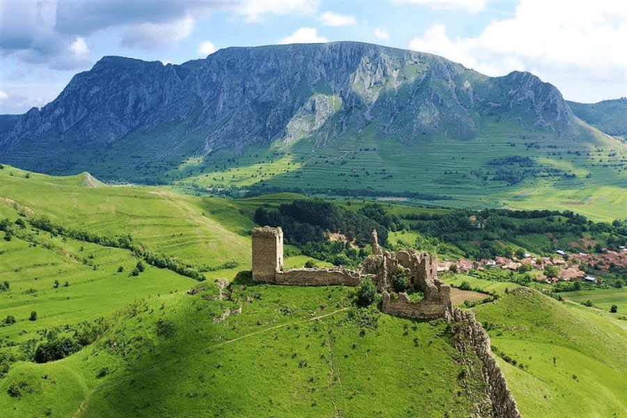 O cetate spectaculoasă din Transilvania, veche de 700 de ani, restaurată cu aproape două milioane de euro