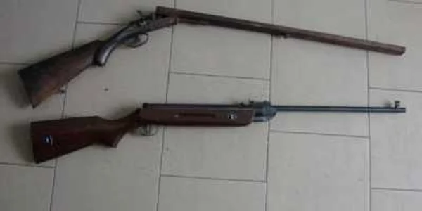 Armele au fost confiscate de politişti