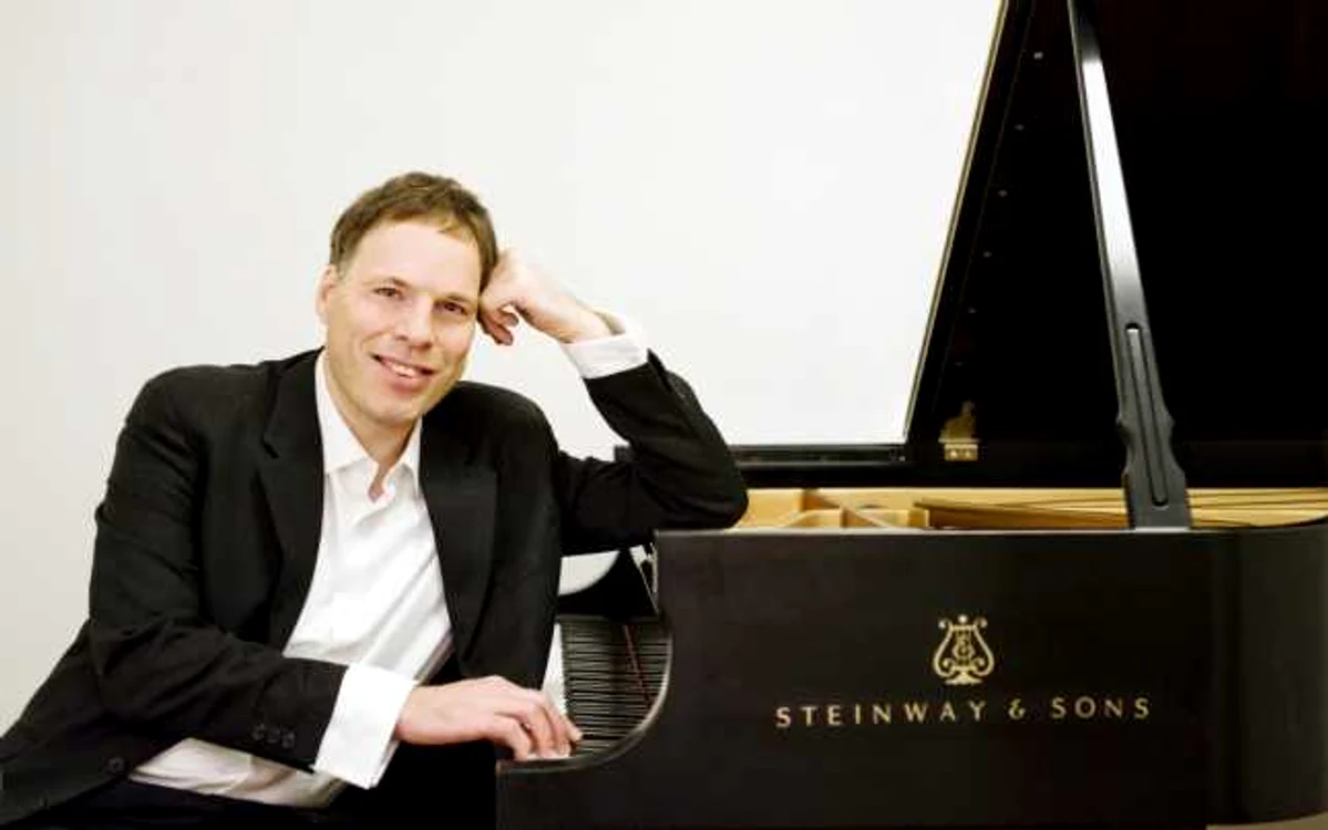 Concertul nr. 1, în fa diez minor, pentru pian şi orchestră, op. 1, de Serghei Rahmaninov, a fost interpretat de pianistul Alon Goldstein