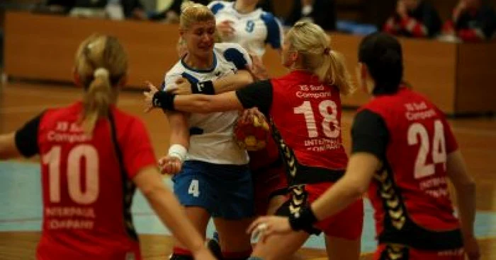 Braşov: Rulmentul Braşov, eliminată din Cupa EHF!