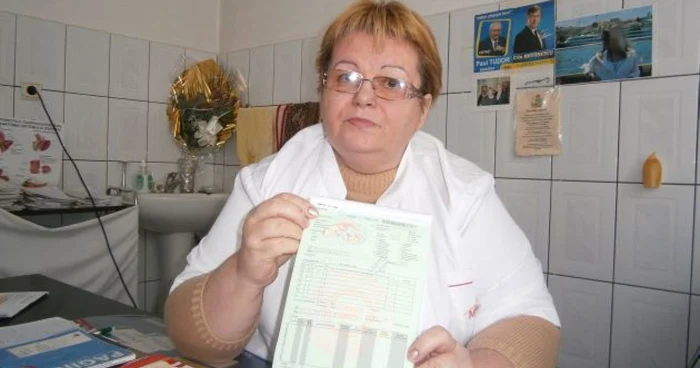 Carmen Tronea ne arată ce formulare îi lipsec pentru scrierea reţetelor