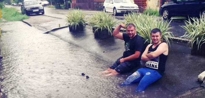 Unii arădeni au făcut haz de situaţie