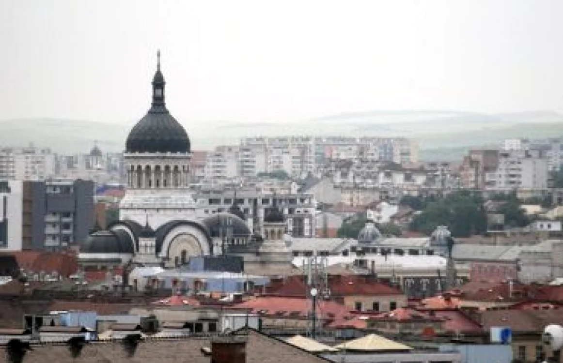 Cluj: Tranzacţii imobiliare mai puţine cu 33 la sută