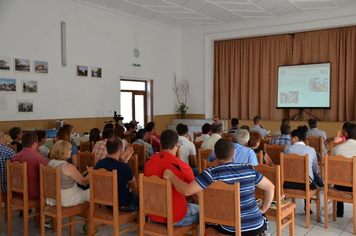 Sesiunea de instruire a avut loc la Garoafa