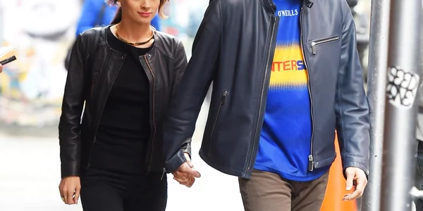 Cathriona White si Jim Carrey FTO flipboard.com