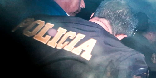 Pedro Castillo, escortat de Poliție FOTO Profimedia 