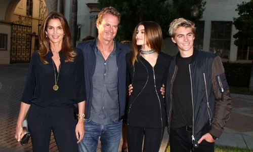 Cindy Crawford, Rande Gerber, Kaia Gerber and Presley Gerber at Sister Cities Screening jpeg