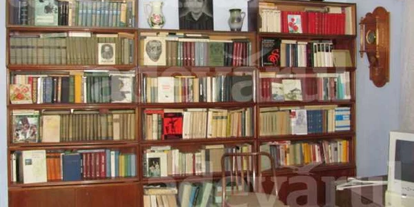 Biblioteca de la Mălăieşti a scriitorului Vladimir Beşleagă