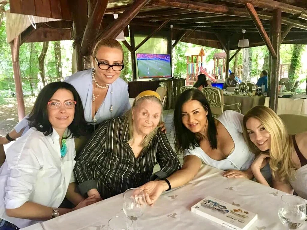 2 dana savuica zina dumitrescu 2 jpg jpeg