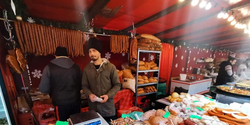 Târgul de Crăciun din Piața Victoriei din Timișoara FOTO Ștefan Both