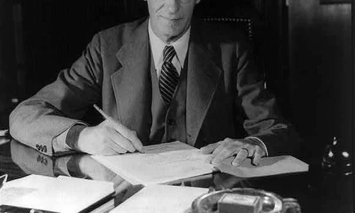 Vannevar Bush portrait jpg