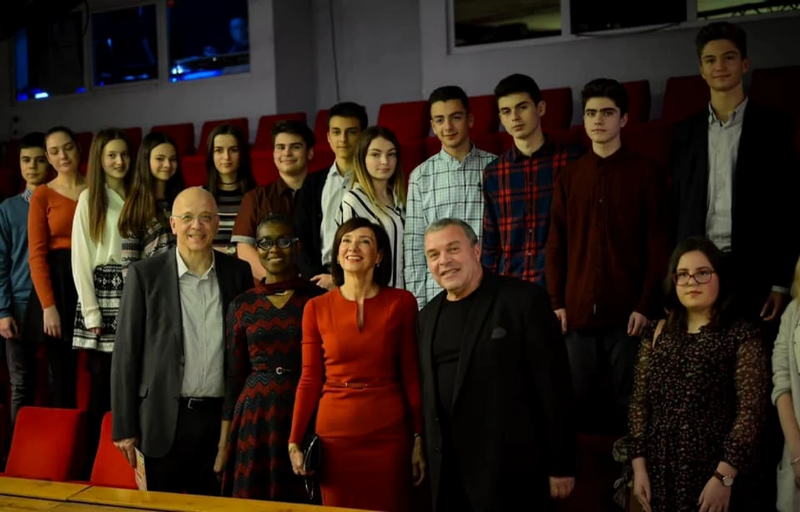 4 carmen iohannis la teatru jpg jpeg