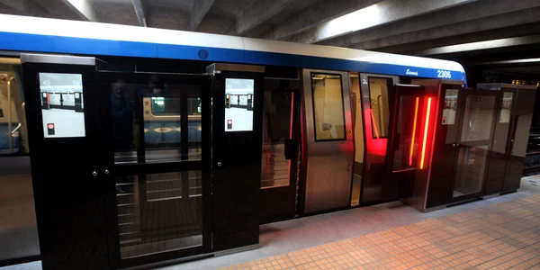 Stație de metrou Tudor Arghezi. foto: Sever Gheorghe