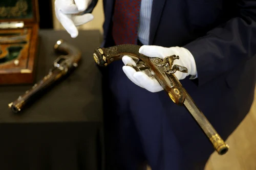 Pistoale Napoleon FOTO AFP jpg