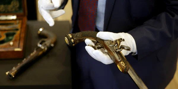 Pistoale Napoleon FOTO AFP jpg