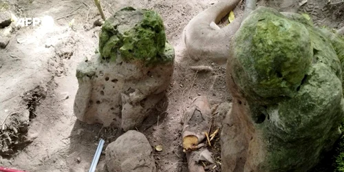 Sculpturi antropomorfe ale unui „cuplu ancestral” descoperite în orașul mayaș vechi de 3000 de ani din jungla Guatemalei Foto Guatemalan Ministery of Culture AFP jpg