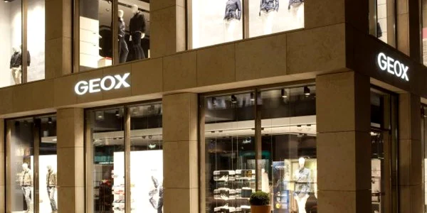 Societatea italiană Geox S.p.A. s-a retras din România în martie 2009