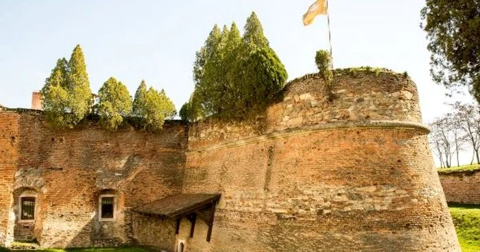 bastion sasi alba