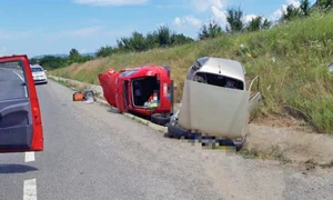 4 act caransebes foto isu jpeg