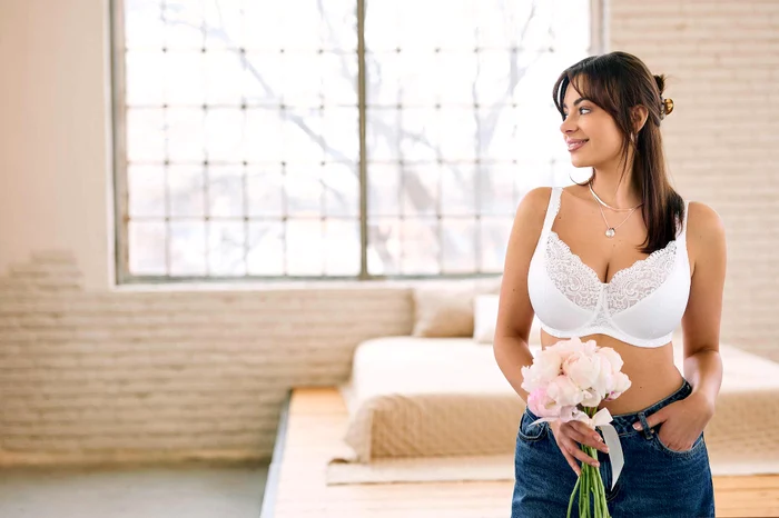 13212B Atx bílá001 edit jpg