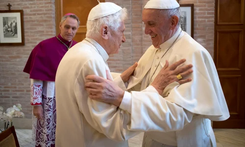 Papa Francisc si Benedict FOTO Profimedia jpg