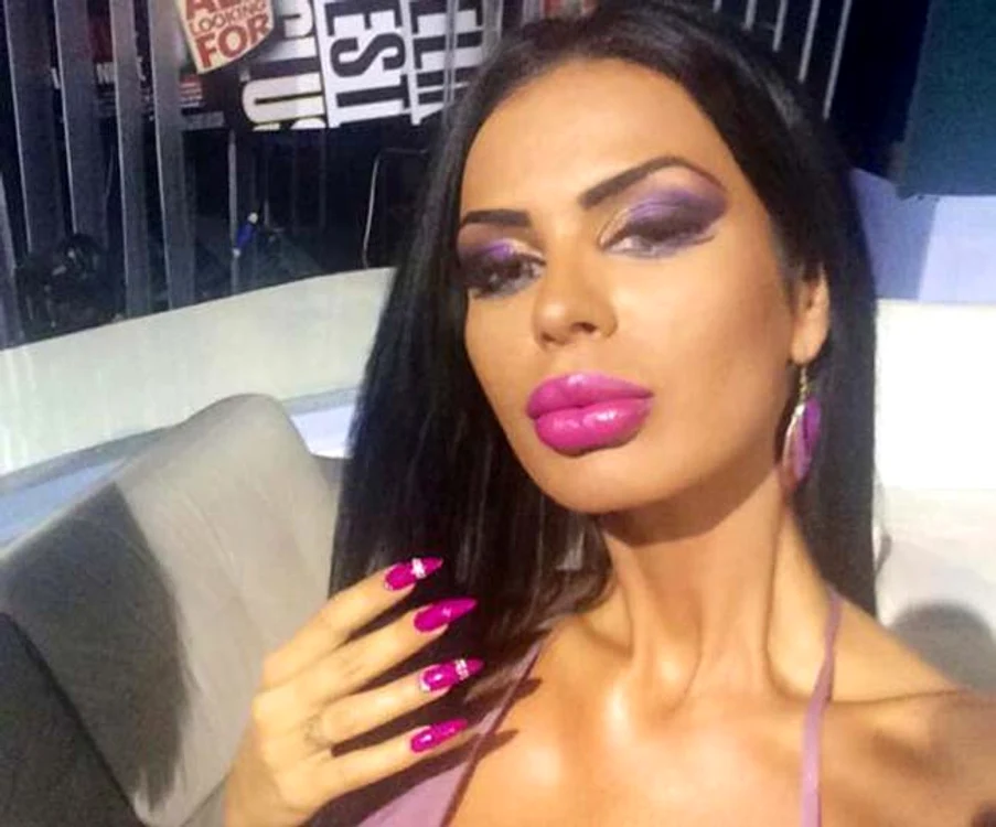 
    Renata a fost iubita lui Leo de la Strehaia timp de 3 ani FOTO: Arhiva personală  