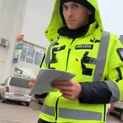 Politist limba romana Sursa Facebook mp4 thumbnail png