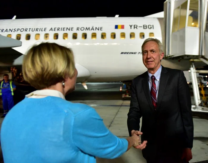 Hans G. Klemm a ajuns azi-noapte la București (foto: Ambasada Statelor Unite la București)